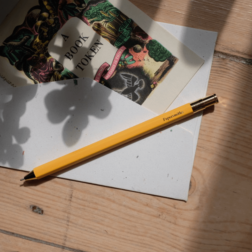 yellow pen